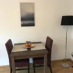 Apartament Newtown *